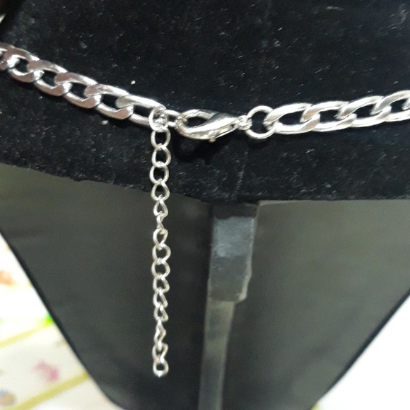Jeweled Necklace - Picture 3 of 3